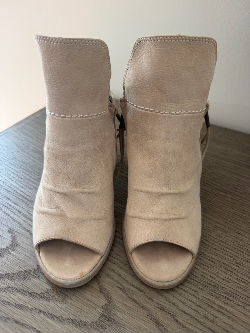 Dolce Vita - Woman Stacked Heels Boots, size 7.4